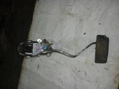 Педаль тормоза Nissan Patrol Y61 ZD30DDTi