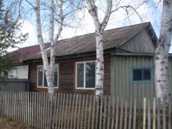 Продаётся 1/2 дома с землей (3-х ком. квар. в двухквар. доме). С. Марково, 30км от Благовещенска, р-н Благовещенский, площадь дома 54 кв. м., скважина...