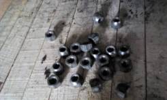 Гайка на колесо. Infiniti FX35, JNRAS08W93X200281