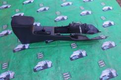 Бардачок. Toyota Corolla, ZRE142, NZE141 Toyota Corolla Axio, NZE141, ZRE144, NZE144, ZRE142 Toyota Corolla Fielder, NZE141G, ZRE144G, ZRE144, ZRE142G...