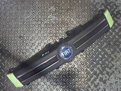 Решетка радиатора Fiat Panda