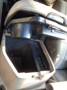 Подлокотник. Toyota Land Cruiser, HDJ101, FZJ100, UZJ100W, HDJ101K, HDJ100, UZJ100L, UZJ100, HDJ100L, J100 Двигатели: 1FZFE, 1HDFTE, 1HDT, 2UZFE