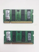SO-DIMM DDR2.