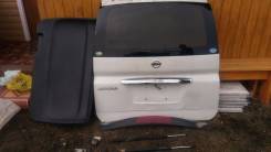 Дверь боковая. Nissan Serena