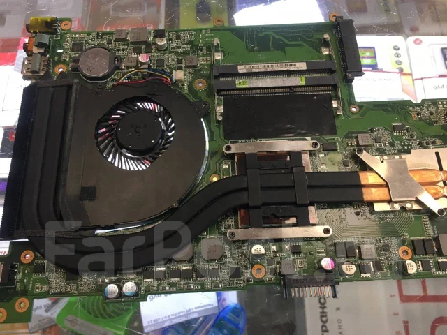 Asus U31SG. 14", 3,2����, ��� 8 ��, ���� 500���, WiFi: 1, Bluetooth: 1, ����������� �� 2��. ����