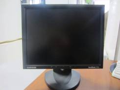Samsung. 15" (38 см), технология LCD (ЖК)