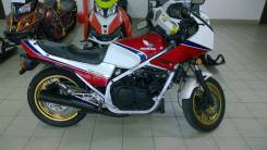 Honda VF 750 Magna. 750 куб. см., исправен, птс, без пробега