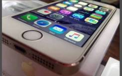 Apple iPhone 5s 32Gb. Б/у