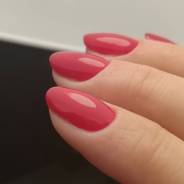 Маникюр, педикюр.