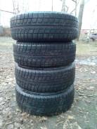 Bridgestone Blizzak Revo2. Всесезонные, износ: 10%, 4 шт