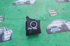 Кнопка запуска двигателя. Toyota Corolla Axio, ZRE142 Toyota Corolla Fielder, ZRE142, ZRE142G