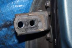 Крепление боковой двери. Toyota: Corolla Verso, Corolla Rumion, Yaris, RAV4, Noah, Passo Sette, IS300, Matrix, Succeed, Vitz, Ractis, Corona, Highland...