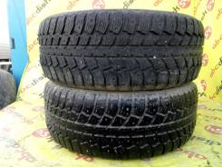 Toyo Observe G2S. Зимние, шипованные, 2011 год, износ: 30%, 2 шт