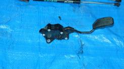 Педаль акселератора. Toyota: Corolla, Wish, Allion, Corolla Axio, Corolla Fielder, Premio Двигатели: 1NZFE, 1ZZFE, 3ZZFE, 2ZRFAE, 3ZRFAE, 2ZRFE
