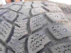 Kumho I'Zen WIS KW19. Зимние, шипованные, 2012 год, износ: 30%, 4 шт