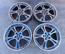 Weds Kranze. 8.0/8.5x19, 5x114.30, ET45/30, ЦО 73,1 мм.