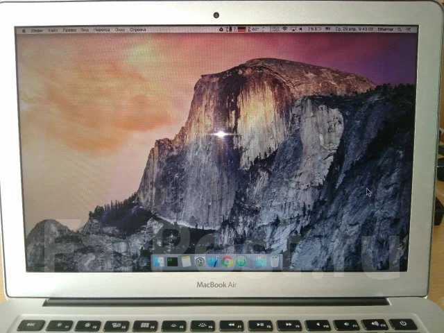 Apple MacBook Air 13 2012 Mid MD231. 13.3", 1,8����, ��� 4 ��, ���� 256���, WiFi: 1, Bluetooth: 1, ����������� �� 5��. ����