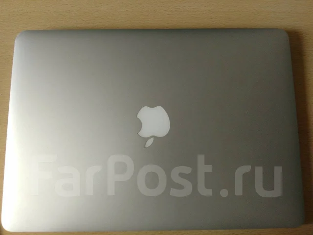 Apple MacBook Air 13 2012 Mid MD231. 13.3", 1,8����, ��� 4 ��, ���� 256���, WiFi: 1, Bluetooth: 1, ����������� �� 5��. ����