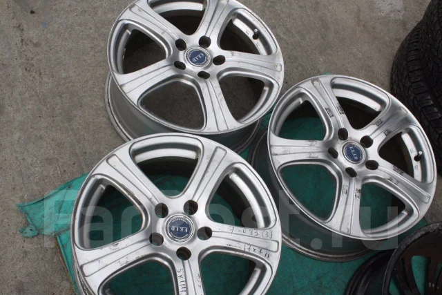 Bridgestone FEID. 7.0x17", 5x114.3, ET45, �� 73���. ����