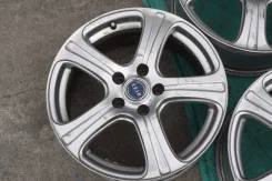 Bridgestone FEID. 7.0x17", 5x114.3, ET45, �� 73,0���. ����