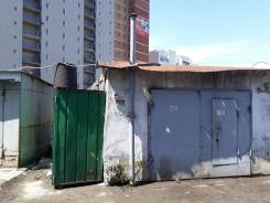 Продаётся гараж на Фирсова 8б. улица Фирсова 8, р-н Столетие, 20 кв. м., электричество. Вид снаружи