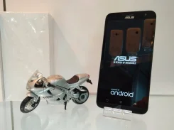 Asus ZenFone 2 Laser. �/�