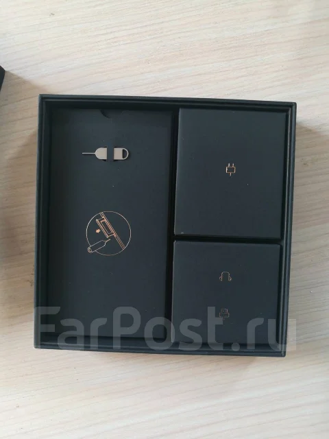 Huawei Mate 8. �/� ����