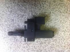 Выключатель концевой. Ford: Tourneo Connect, Galaxy, C-MAX, Kuga, S-MAX, Focus, Transit