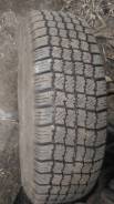 Шины 205/70 R14 на дисках. 5.5x14 5x139.70 ET6 ЦО 110,0 мм.