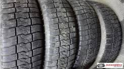 Pirelli WS-2. Всесезонные, 2016 год, износ: 30%, 5 шт