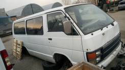 Toyota Hiace. LH102