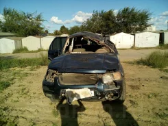 Ford Maverick. WFOCU93B83KC78981 ����