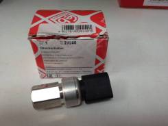 Кнопка. Volkswagen: Passat, Caddy, Bora, Sharan, Lupo, Fox, Polo, Touareg, Transporter, Golf Audi: A6 allroad quattro, S6, Q7, S8, S3, TT, Q3, S4, A8...