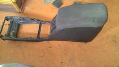 Подлокотник. Renault Megane