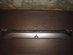 Накладка на дверь багажника. Mitsubishi Outlander, GF3W, GF2W, GF4W, GF7W, GF8W