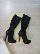 Сапоги. 35