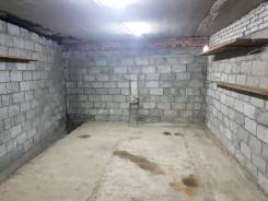 Гаражи капитальные. улица Героев Варяга 10, р-н БАМ, 33 кв. м., электричество, подвал. Вид изнутри