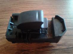 Кнопка стеклоподъемника. Toyota Vista Ardeo, SV50, SV50G