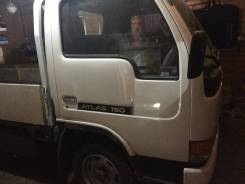 Nissan Atlas. Ниссан атлас, 2 700 куб. см., 1 500 кг.