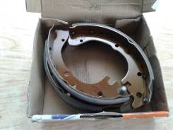 Колодка тормозная. Toyota: Corolla, Corsa, Tercel, Corolla Levin, Raum, Corolla II, Sprinter, Publica, Sprinter Trueno, 1000, Caldina, Starlet, Sprint...