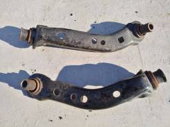 Крепление балки подвески. Nissan Bluebird Sylphy, KG11 Двигатели: MR20DE, MR20