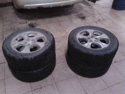 В продаже диски оригинал Subaru+резина Goodyear Ultra Grip 500. 6.5x16 5x100.00 ET48 ЦО 56,1 мм.
