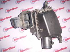 Корпус воздушного фильтра. Toyota Crown, GRS184 Toyota Crown Majesta, GRS184 Двигатели: 2GRFXE, 2GRFSE