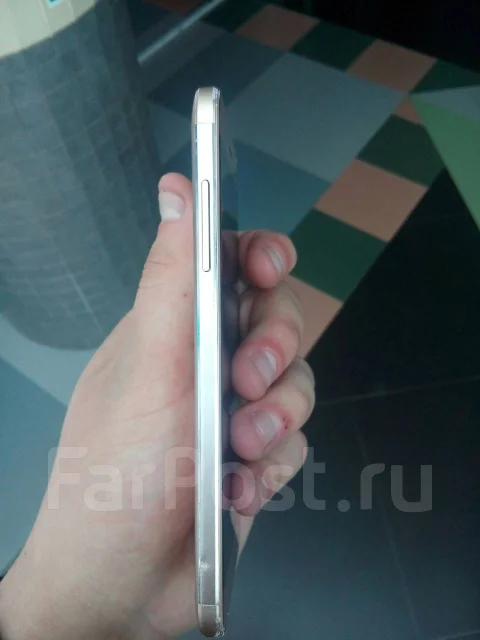 ZTE Blade V7. �/� ����