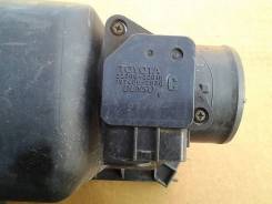 Датчик расхода воздуха. Toyota: Windom, Platz, Aristo, Ipsum, Avensis, Corolla, Altezza, Yaris Verso, Probox, MR-S, Tundra, Raum, Vista, Echo Verso, C...
