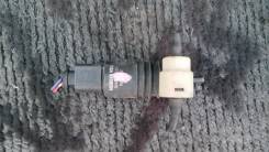 Мотор бачка омывателя. Mitsubishi Outlander, CW5W, CW6W Mitsubishi Delica, CV5W