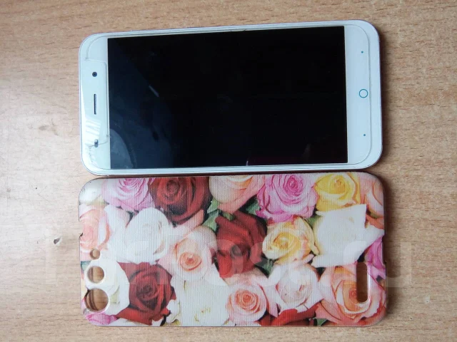 ZTE Blade X7. �/� ����