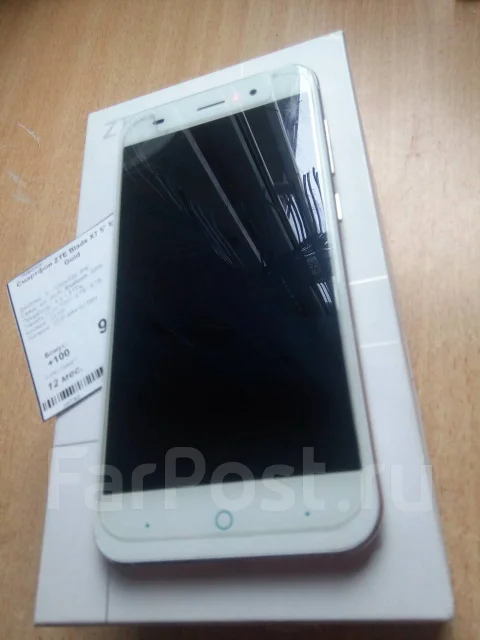ZTE Blade X7. �/� ����