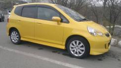Honda Fit. вариатор, 4wd, 1.3 (86 л.с.), бензин