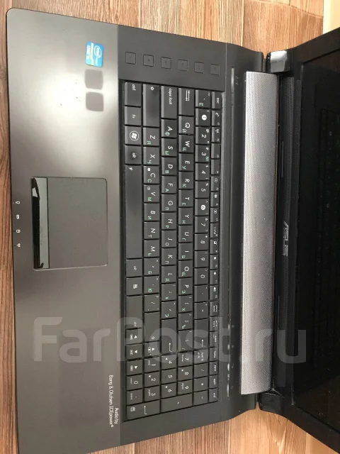 Asus N73SV. 17.3", 2,3����, ��� 6 ��, ���� 1 000���, WiFi: 1, Bluetooth: 1, ����������� �� 2��. ����